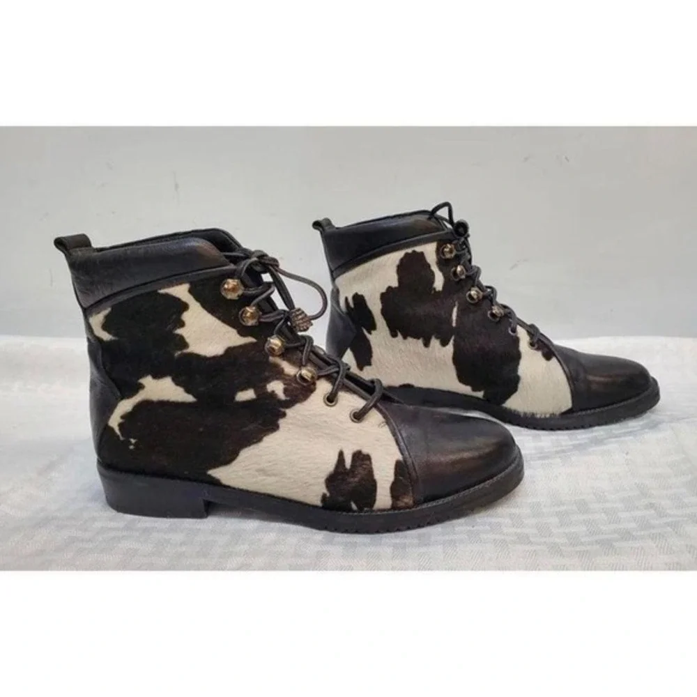 Stuart Weitzman Cow Print‎ Leather Boots big Kids 4 Black White Good Calf Hair